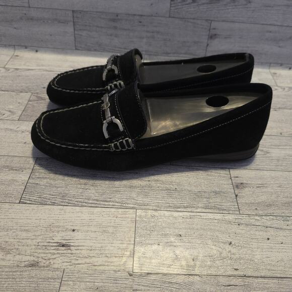 Etienne Aigner Womens 6M Black Suede Loafers Slip Ons Patricia Shoes - Picture 2 of 9